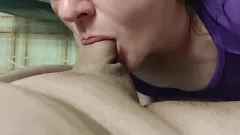 Oynat Açgözlü Latin MILF Sıcak Blowbang Oturumunda Cum Kırlangıçlar