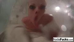 Afspelen Nadia White's Forrest Frolic: het solo masturbatie-avontuur van een blonde pornoster