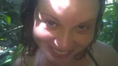 Jouer Il giorno di Cappuccetto Rosso della grande latina Melissa Alecxander: il lupo dal grosso cazzo la mette nel Mato